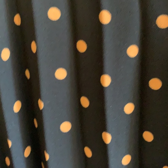 Banana Republic NWT polka dot v neck blouse - Picture 10 of 12